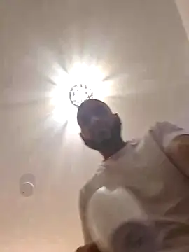 Snapshot of Mrnutella chatting on 27, 2, 2025 Mrnutella online show from 27, 2, 2025