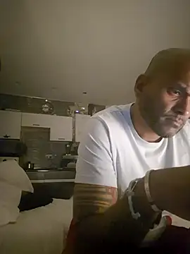 Snapshot of Mrnutella chatting on 7, 3, 2025 Mrnutella online show from 7, 3, 2025