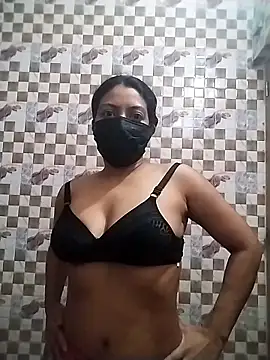 Snapshot of cuteangel9999 chatting on 24, 2, 2025 cuteangel9999 online show from 24, 2, 2025