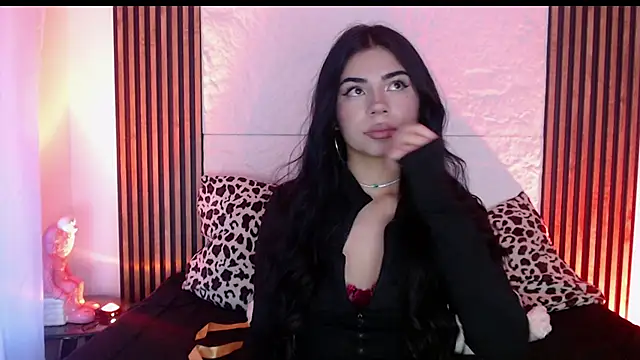 Snapshot of abril_lottie chatting on 20, 2, 2025 abril lottie online show from 20, 2, 2025