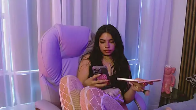 Snapshot of abril_lottie chatting on 13, 3, 2025 abril lottie online show from 13, 3, 2025