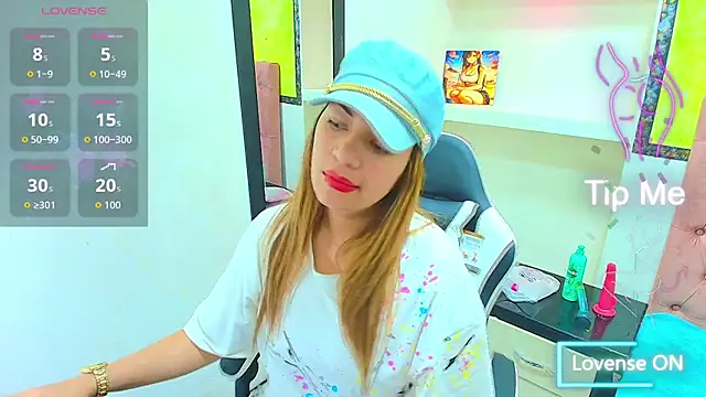 Snapshot of Rihana_Milan chatting on 21, 9, 2025 Rihana Milan online show from 21, 9, 2025