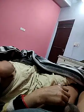 Snapshot of indian_couple4 chatting on 6, 2, 2026 indian couple4 online show from 6, 2, 2026