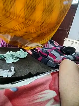 Snapshot of indian_couple4 chatting on 14, 2, 2026 indian couple4 online show from 14, 2, 2026