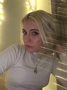 Blondie Sofia Essexbabe online show from 23, 3, 2025