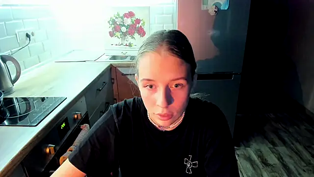 Snapshot of AnnNorriss chatting on 16, 10, 2025 AnnNorriss online show from 16, 10, 2025