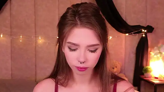 Sierra Fane online show from 22, 9, 2025