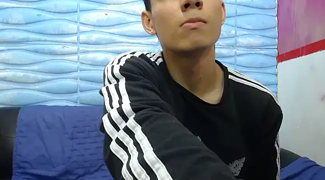 seigfried0 online show from 20, 2, 2025