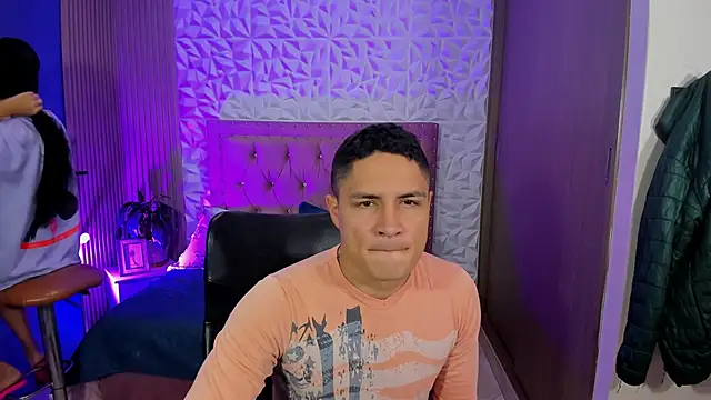 Snapshot of SaraClub_JY chatting on 7, 10, 2025 SaraClub JY online show from 7, 10, 2025