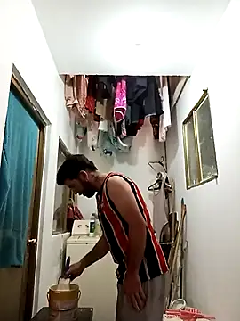 Je1s online show from 4, 2, 2026