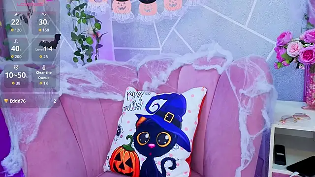 Snapshot of EmmyCortez chatting on 20, 10, 2025 EmmyCortez online show from 20, 10, 2025