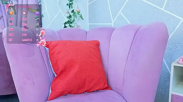 Snapshot of EmmyCortez chatting on 13, 11, 2025 EmmyCortez online show from 13, 11, 2025