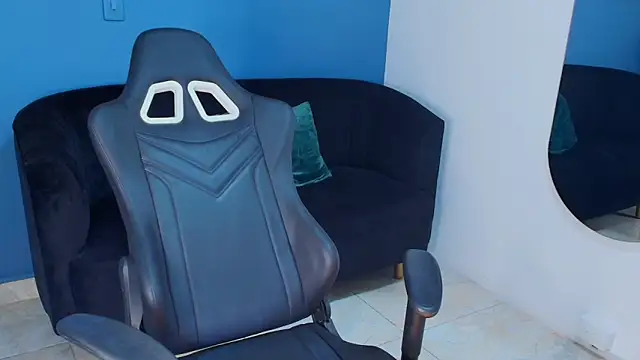 Zamira Taylor online show from 11, 11, 2025