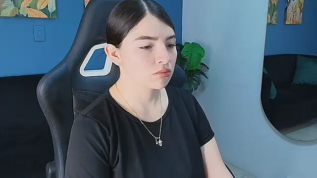 Zamira Taylor online show from 29, 11, 2025