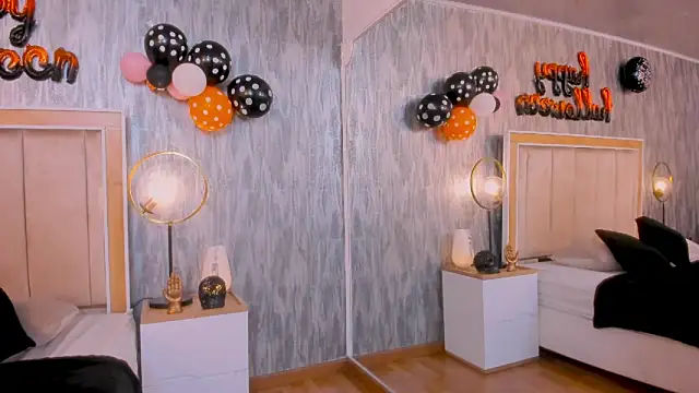 NahomyCarther online show from 31, 10, 2025