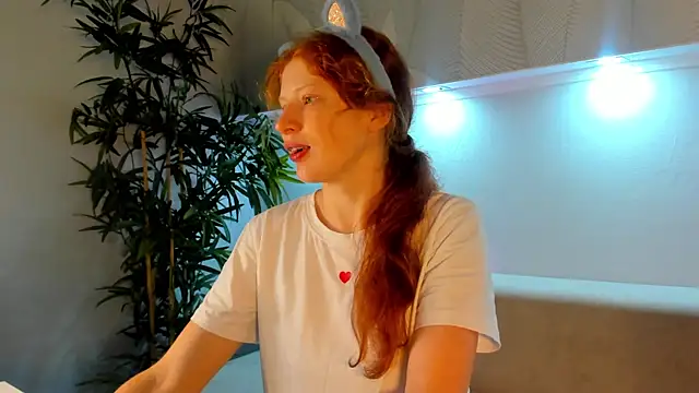 Snapshot of Sandra_Wi1son chatting on 17, 11, 2025 Sandra Wi1son online show from 17, 11, 2025