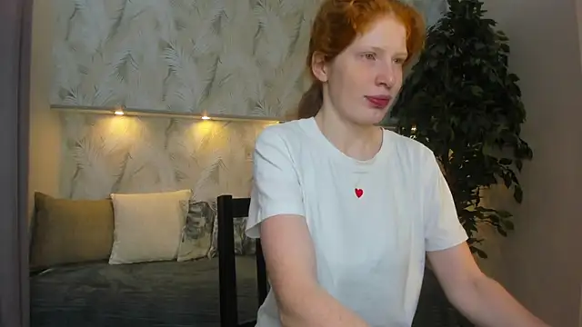 Snapshot of Sandra_Wi1son chatting on 18, 11, 2025 Sandra Wi1son online show from 18, 11, 2025