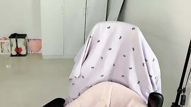 Annnnqi-77 online show from 11, 4, 2026