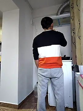 andreiiiii2025 online show from 9, 1, 2026