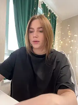 Milana mil online show from 24, 2, 2025