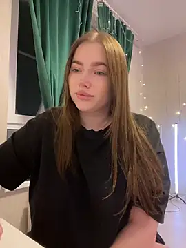 Milana mil online show from 28, 2, 2025