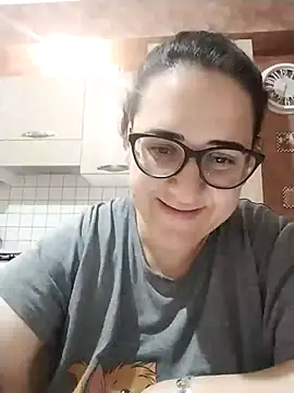 Snapshot of Dolcecurvy chatting on 1, 11, 2025 Dolcecurvy online show from 1, 11, 2025