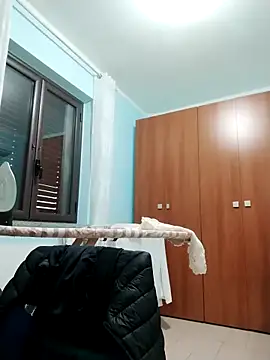 Snapshot of Dolcecurvy chatting on 12, 11, 2025 Dolcecurvy online show from 12, 11, 2025