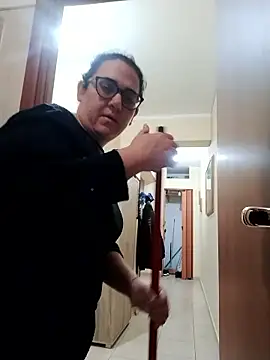 Dolcecurvy online show from 10, 1, 2026