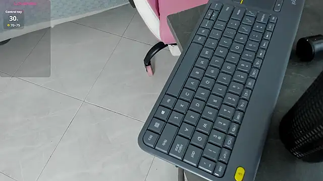 cutie sarax1 online show from 30, 10, 2025