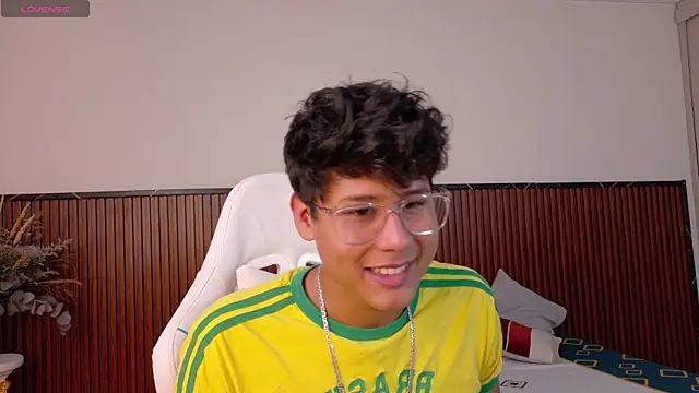 Raiden  Boy online show from 28, 2, 2025