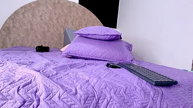 Snapshot of abigail_fx chatting on 15, 11, 2025 abigail fx online show from 15, 11, 2025