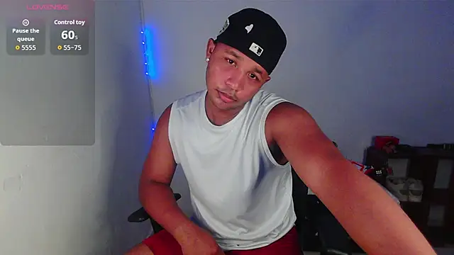 Snapshot of Gooss_cum chatting on 17, 11, 2025 Gooss cum online show from 17, 11, 2025