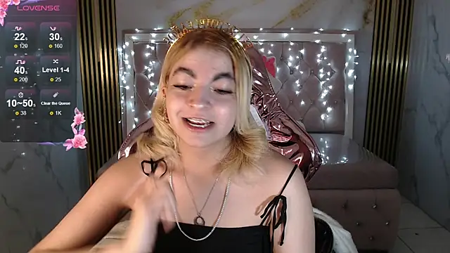 lili conor s online show from 30, 9, 2025