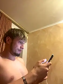 Snapshot of frama666 chatting on 11, 10, 2025 frama666 online show from 11, 10, 2025