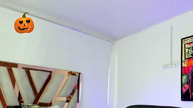 ValeAmayaa online show from 15, 10, 2025