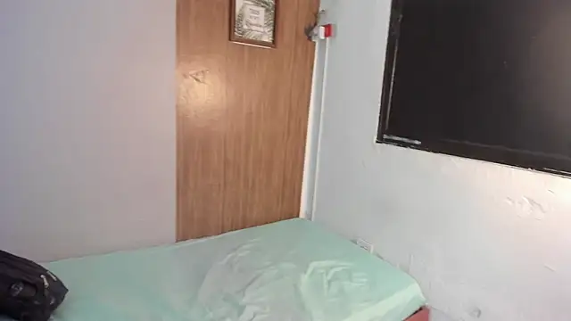 Snapshot of couple_hotfox chatting on 27, 2, 2026 couple hotfox online show from 27, 2, 2026