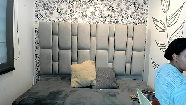 Natasha rose   online show from 13, 10, 2025