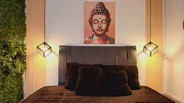 Cassie bloom online show from 18, 12, 2025