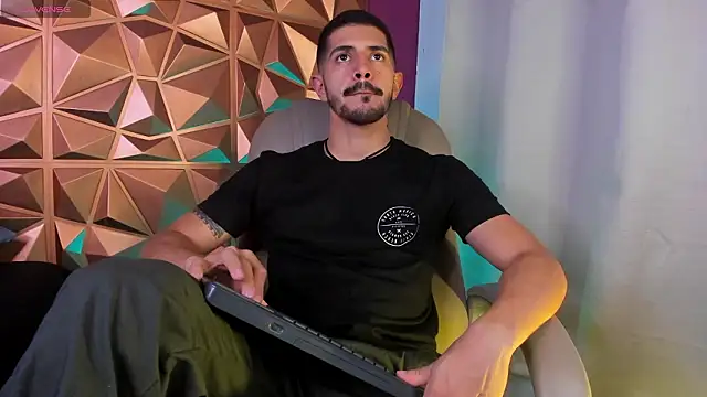 AlejandroStormm online show from 15, 2, 2026