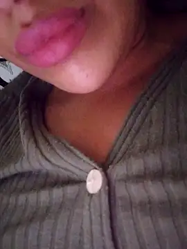 Snapshot of Sexlove1xo chatting on 7, 10, 2025 Sexlove1xo online show from 7, 10, 2025