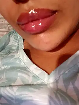 Snapshot of Sexlove1xo chatting on 15, 10, 2025 Sexlove1xo online show from 15, 10, 2025