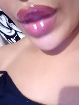 Snapshot of Sexlove1xo chatting on 18, 10, 2025 Sexlove1xo online show from 18, 10, 2025