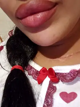 Snapshot of Sexlove1xo chatting on 11, 11, 2025 Sexlove1xo online show from 11, 11, 2025