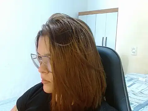 Snapshot of GoddessChaar chatting on 1, 3, 2025 GoddessChaar online show from 1, 3, 2025