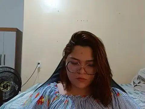 Snapshot of GoddessChaar chatting on 8, 3, 2025 GoddessChaar online show from 8, 3, 2025