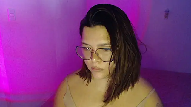 Snapshot of GoddessChaar chatting on 21, 10, 2025 GoddessChaar online show from 21, 10, 2025