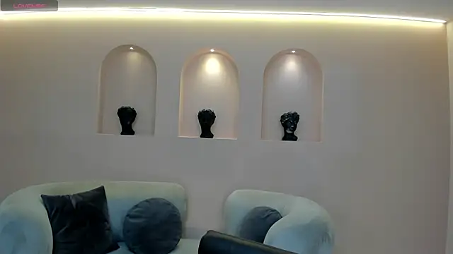 BrunaThompson online show from 8, 3, 2025