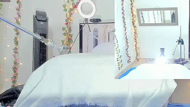 Genesis Love   online show from 8, 10, 2025