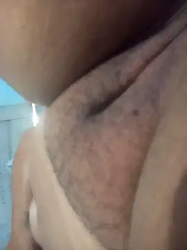 Snapshot of Milynhaofc chatting on 17, 12, 2025 Milynhaofc online show from 17, 12, 2025