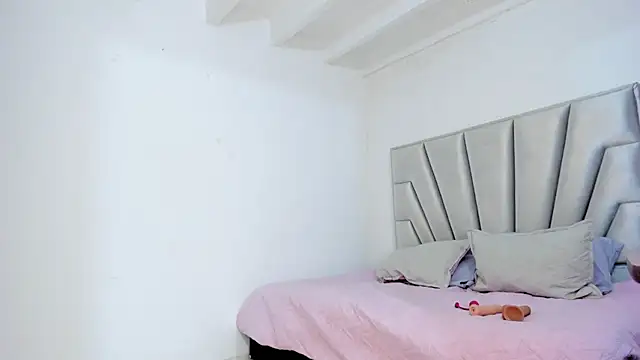 Couple fantasies69 online show from 18, 12, 2025